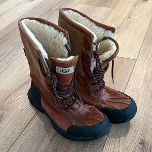 UGG Chestnut Brown Lace-Up Shearling Winter Boots